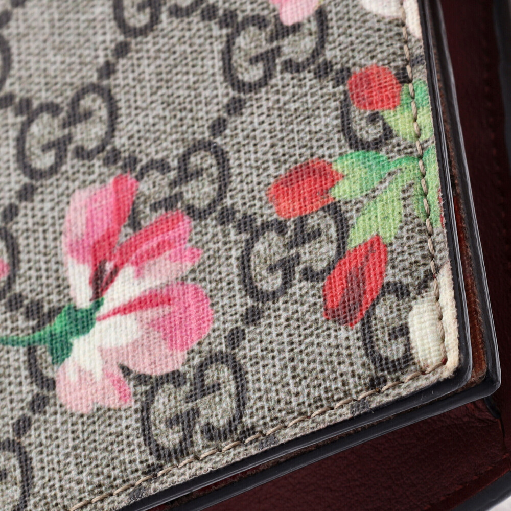 Gucci Chain Wallet - Picture 7 of 7